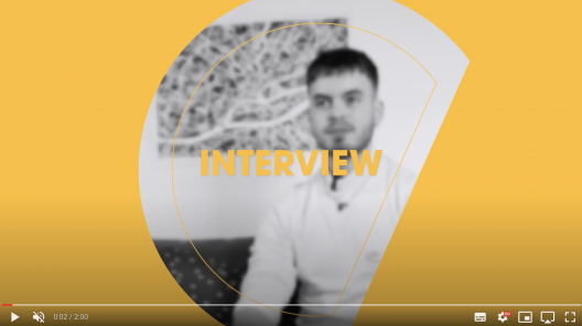 Interview vidéo d'un étudiant en Mastère Direction Artistique à l'ECV
